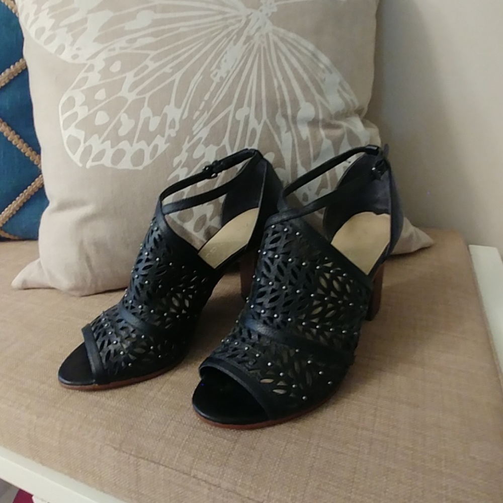 Via Spiga Sandals